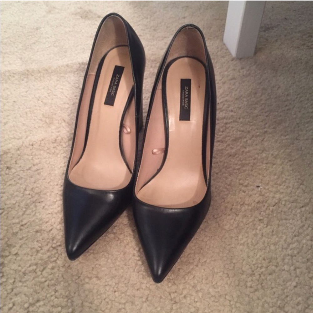 COPY - Zara Black Leather Pointed Pumps